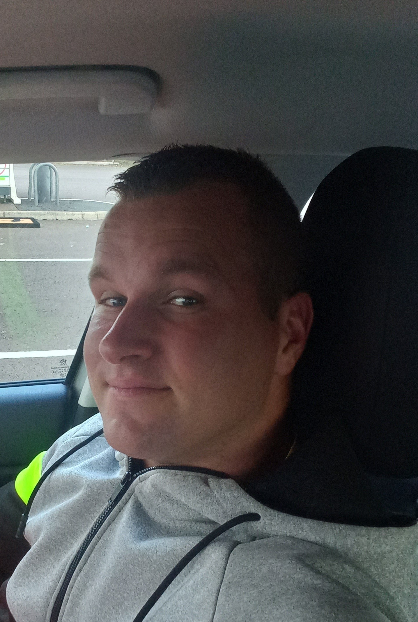 Kacim - Höri - Zurich | Annonce Rencontre