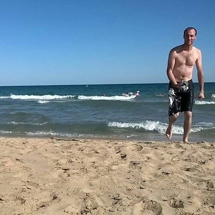 Vladislav - Cernier - Neuchâtel | Annonce Rencontre