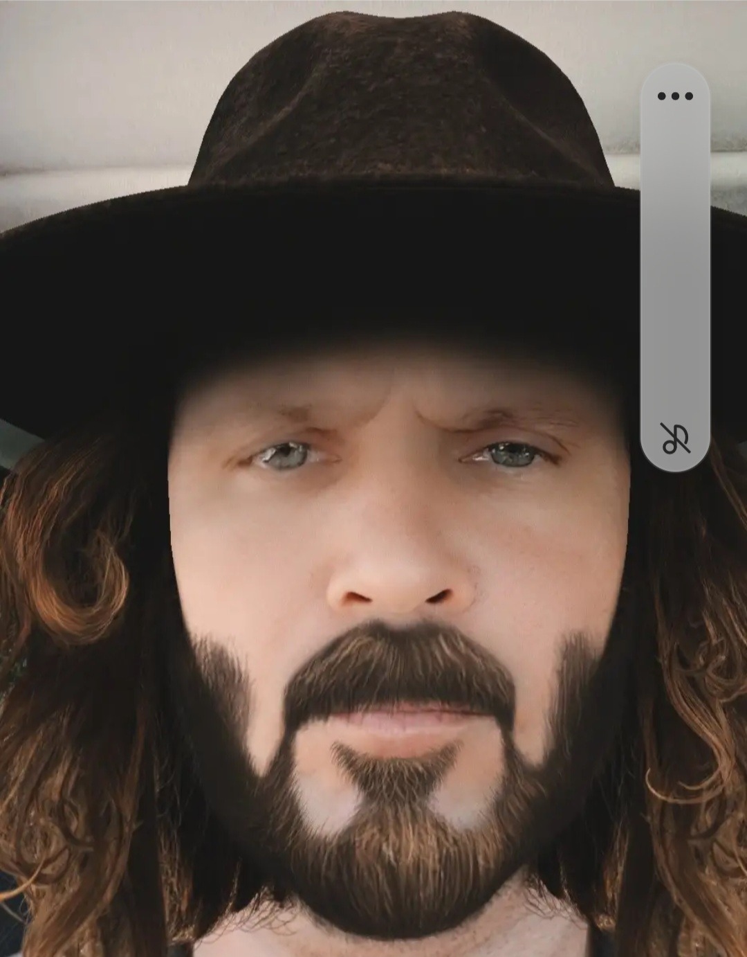 Looka - Boveresse - Neuchâtel | Annonce Rencontre