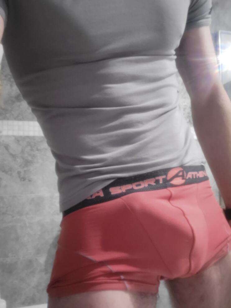 Ossian - Miglieglia - Tessin | Annonce Rencontre